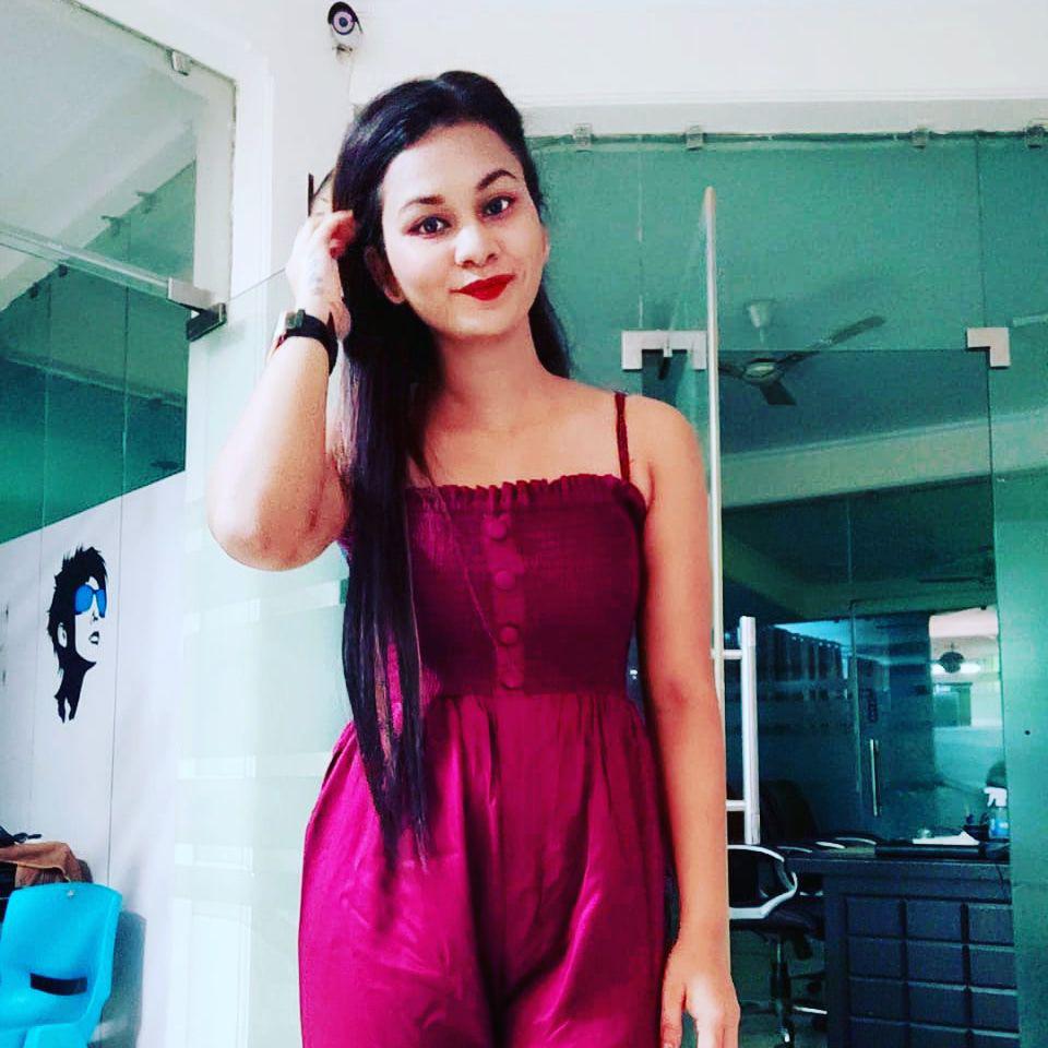Delhi Escorts girl near me