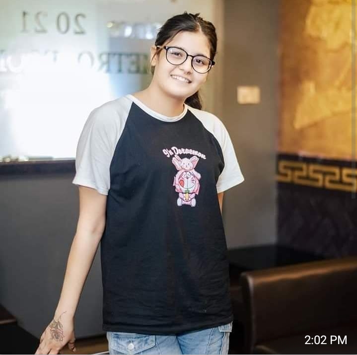 Garima Rawat Delhi Girl