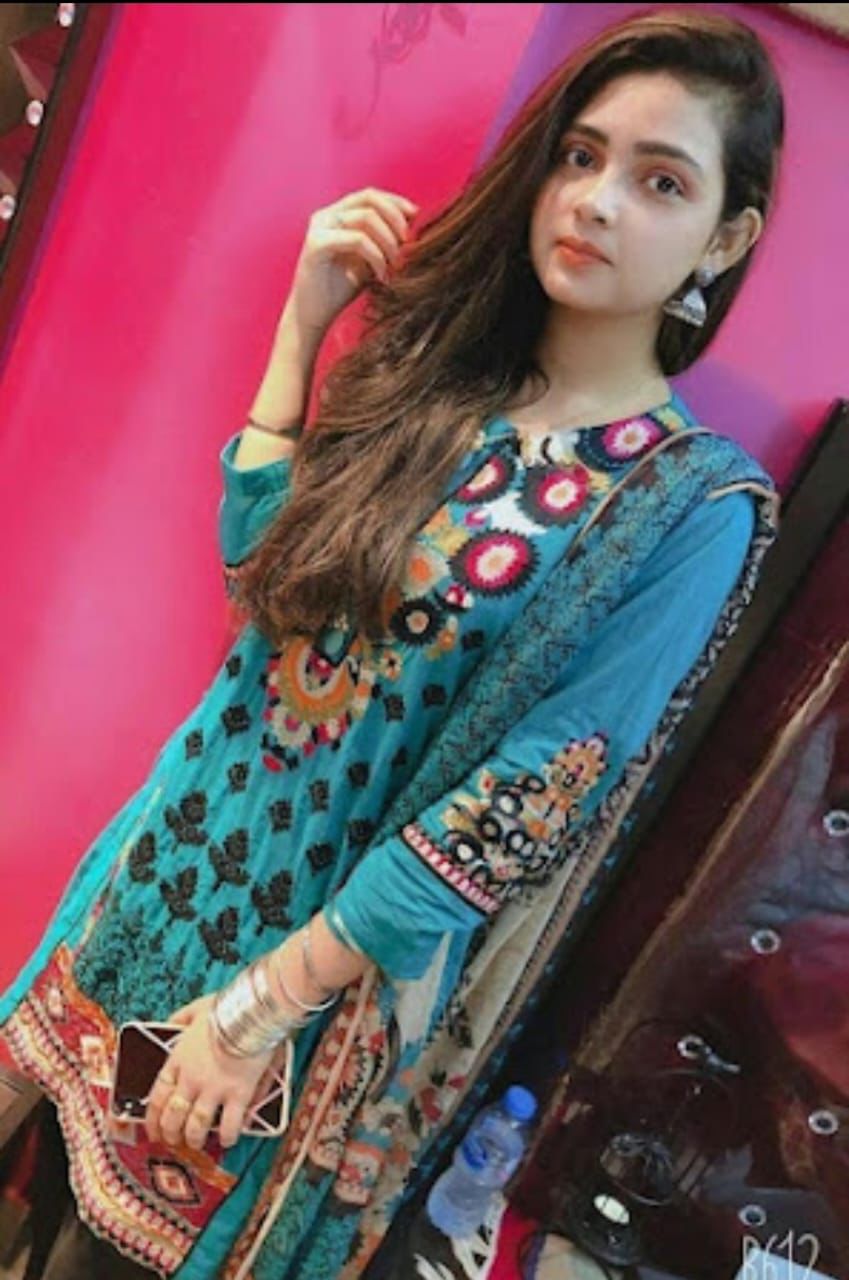 Priya Oberoi Delhi Escort